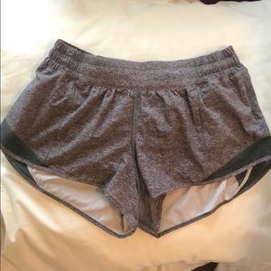 Lululemon Hotty Hot short. Size 8. 2.5 length